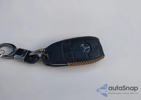 2018 Mercedes-Benz E 300 from USA, damaged, VIN WDDZF4JB3JA312487